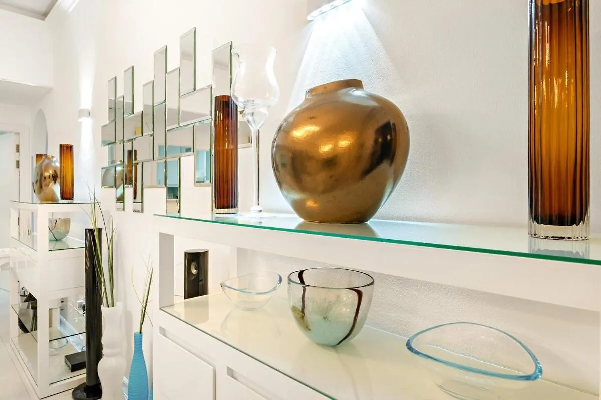 First Class 2Br Luxurious Living In Jbr Dubai 0*,