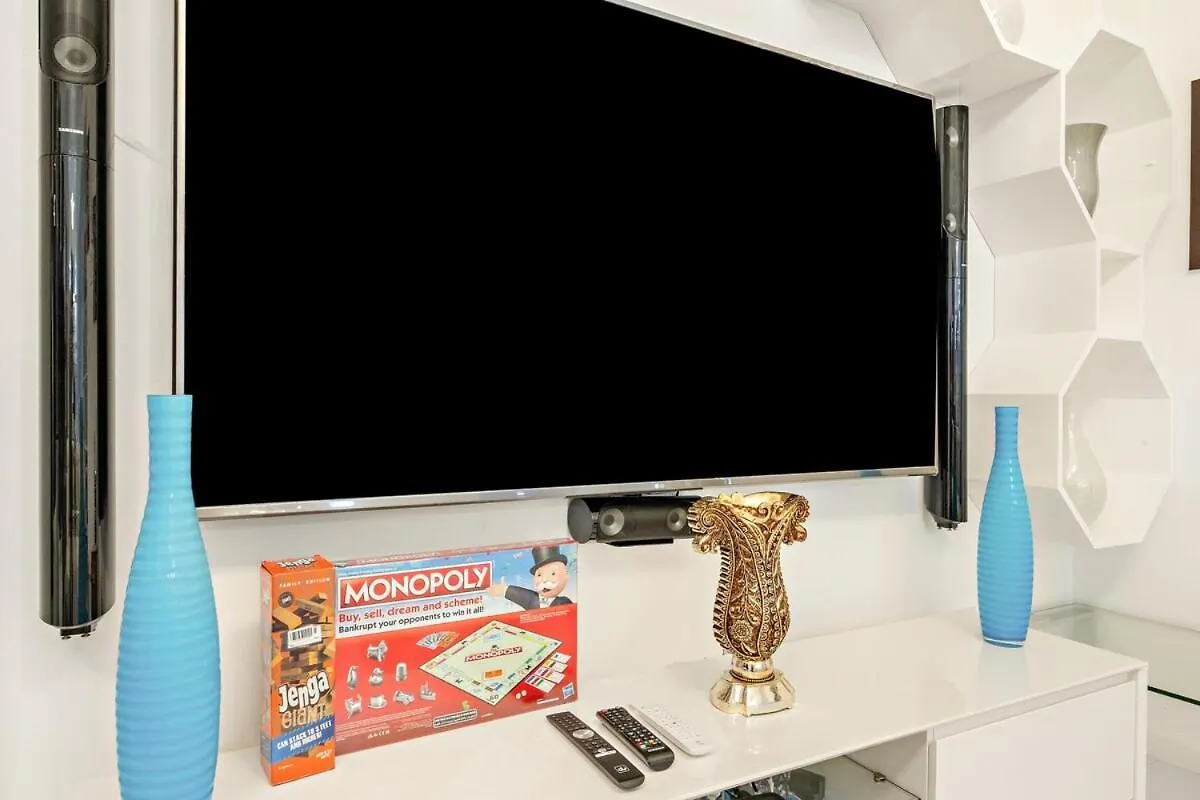 First Class 2Br Luxurious Living In Jbr Dubai 0*,  United Arab Emirates